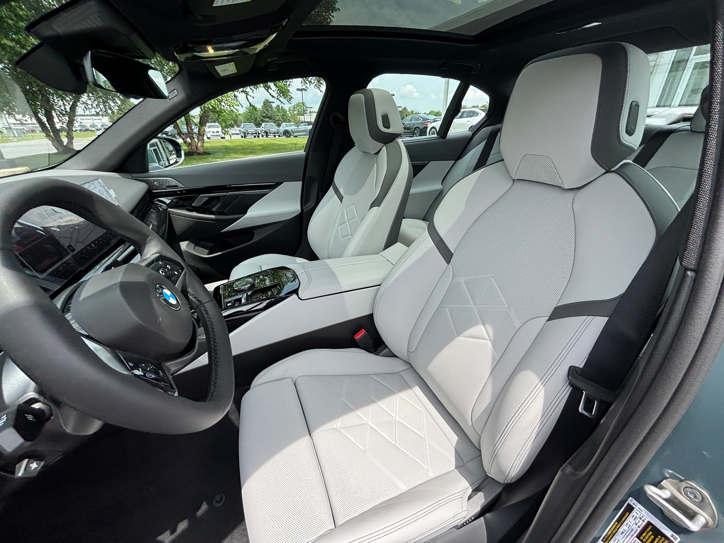 2026 BMW 5 Series 530i - Photo 12
