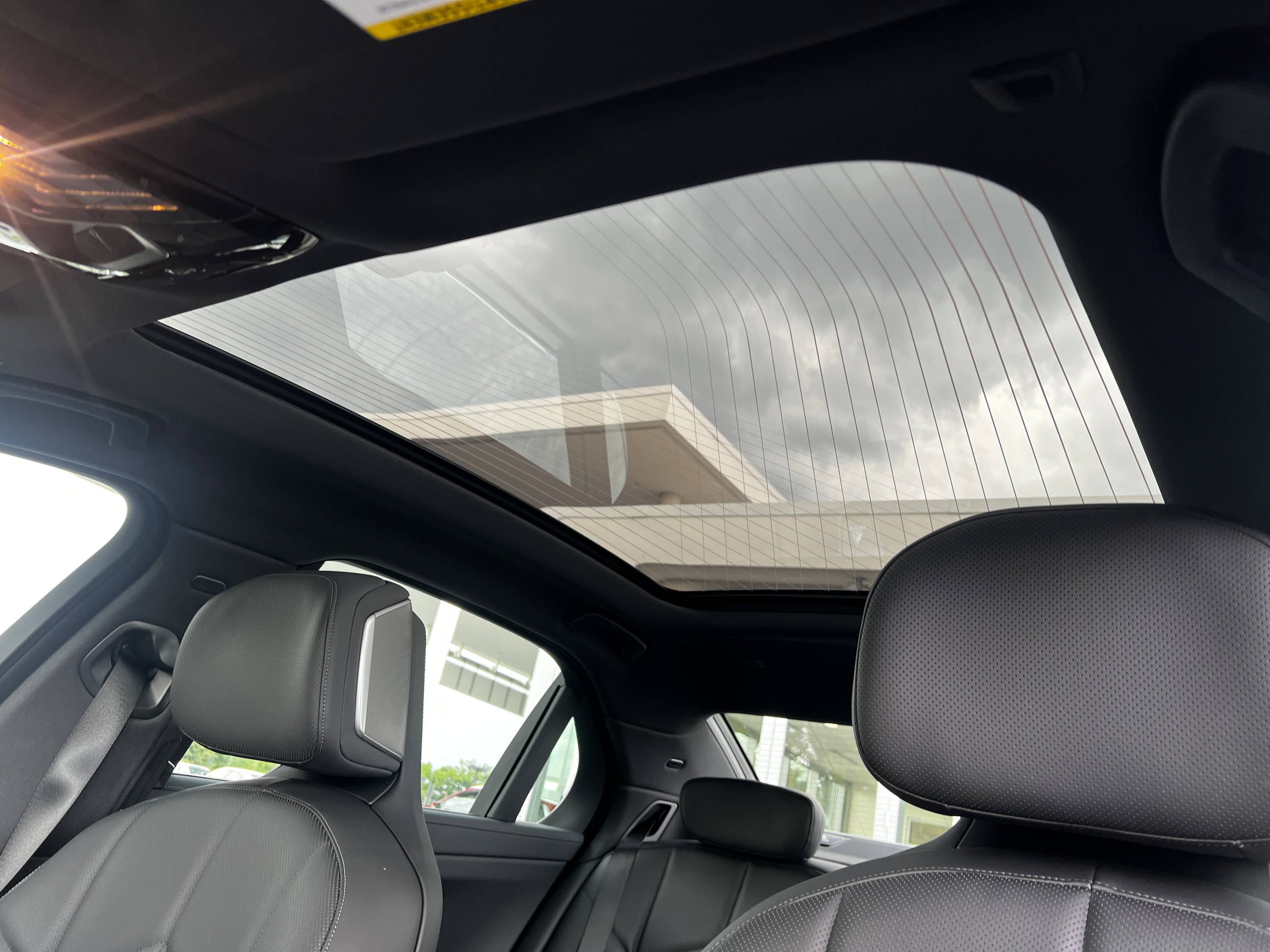 2025 BMW 7 Series 740i - Photo 13
