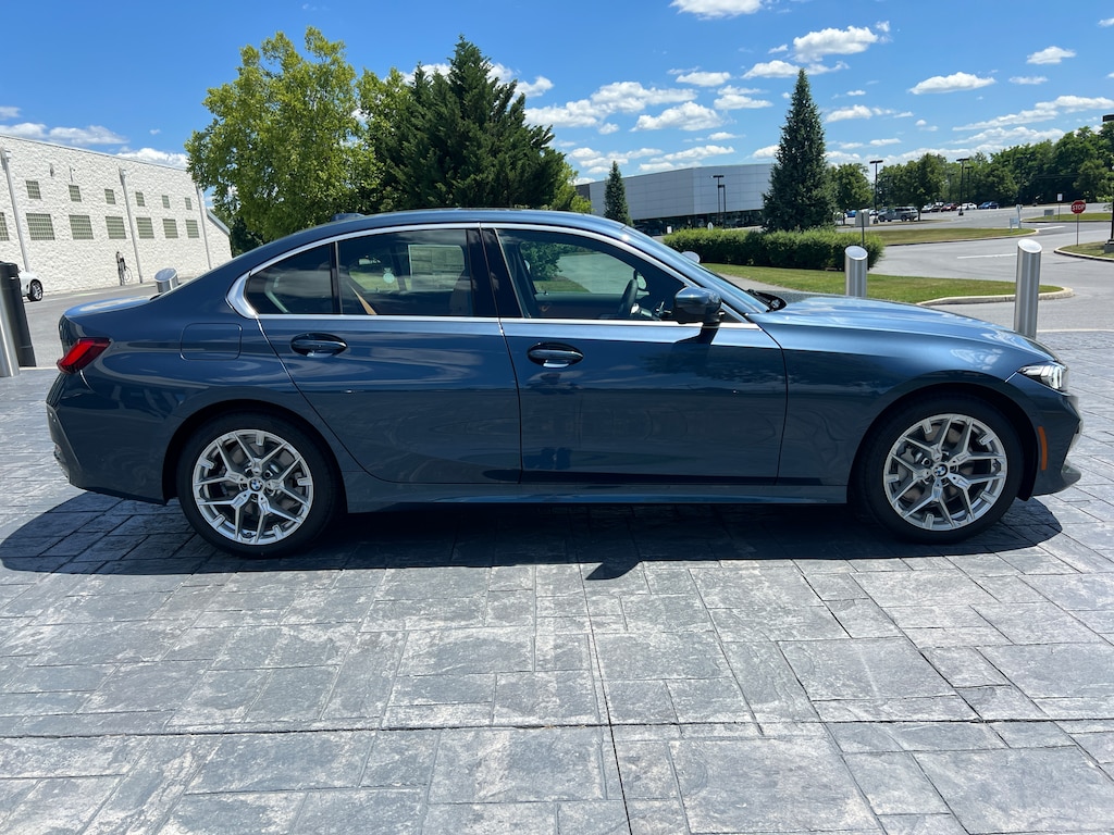 New 2026 BMW 330i xDrive Sedan