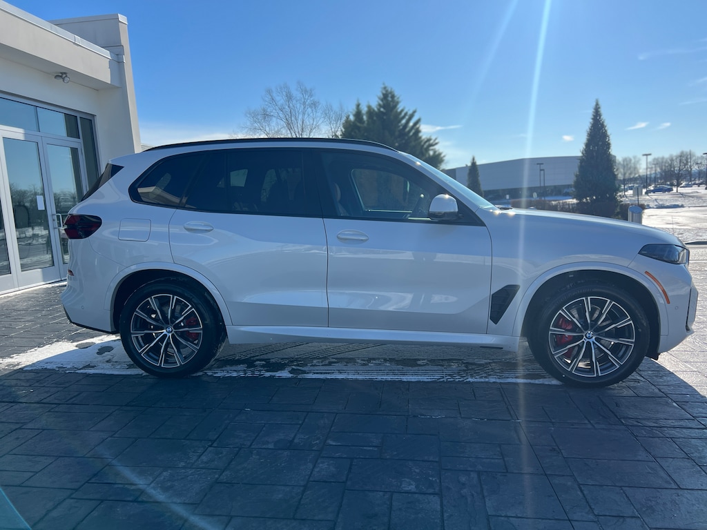 New 2026 BMW X5 xDrive40i SUV