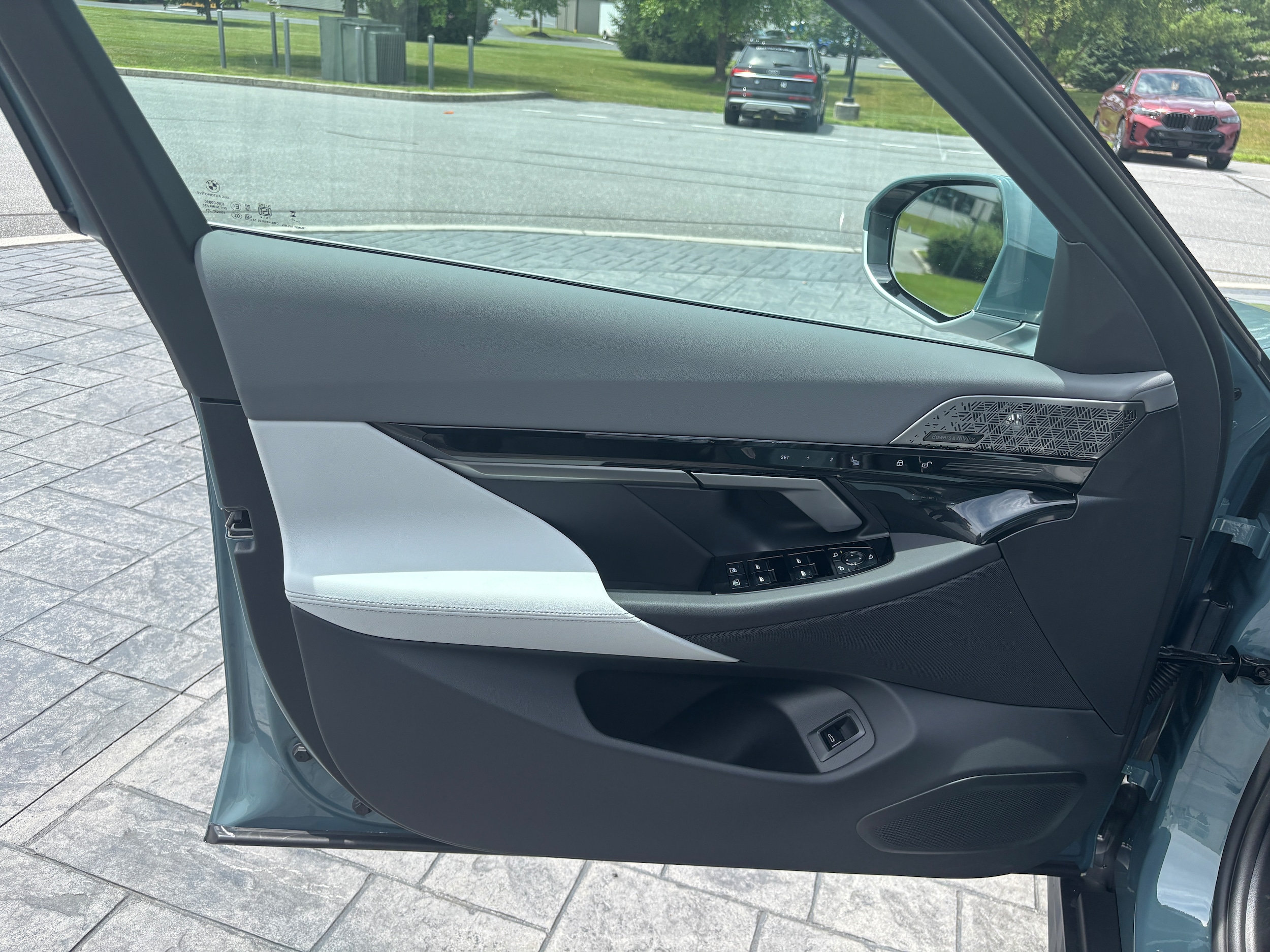 2026 BMW 5 Series 530i - Photo 10
