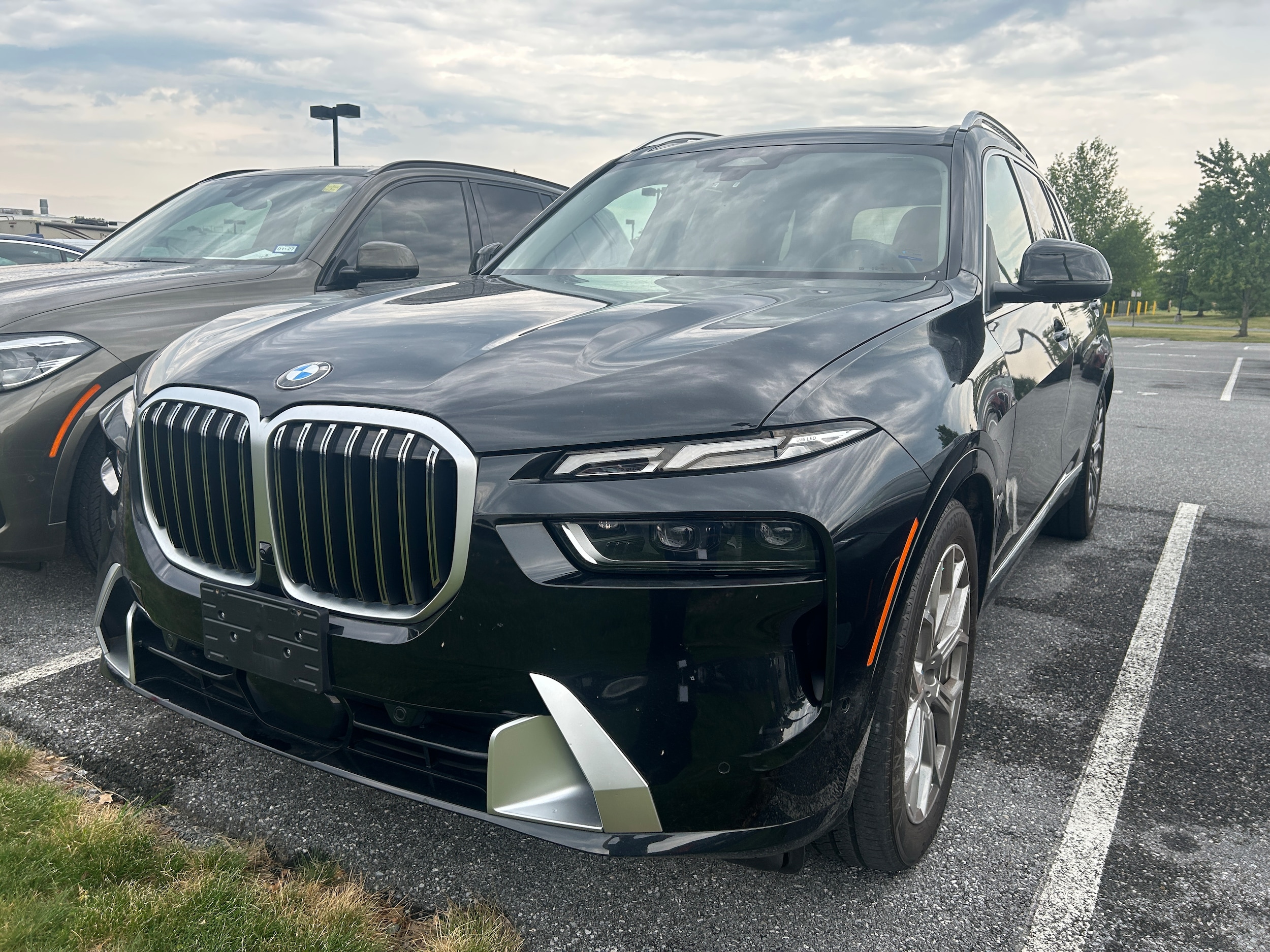 2023 BMW X7 xDrive40i's photo