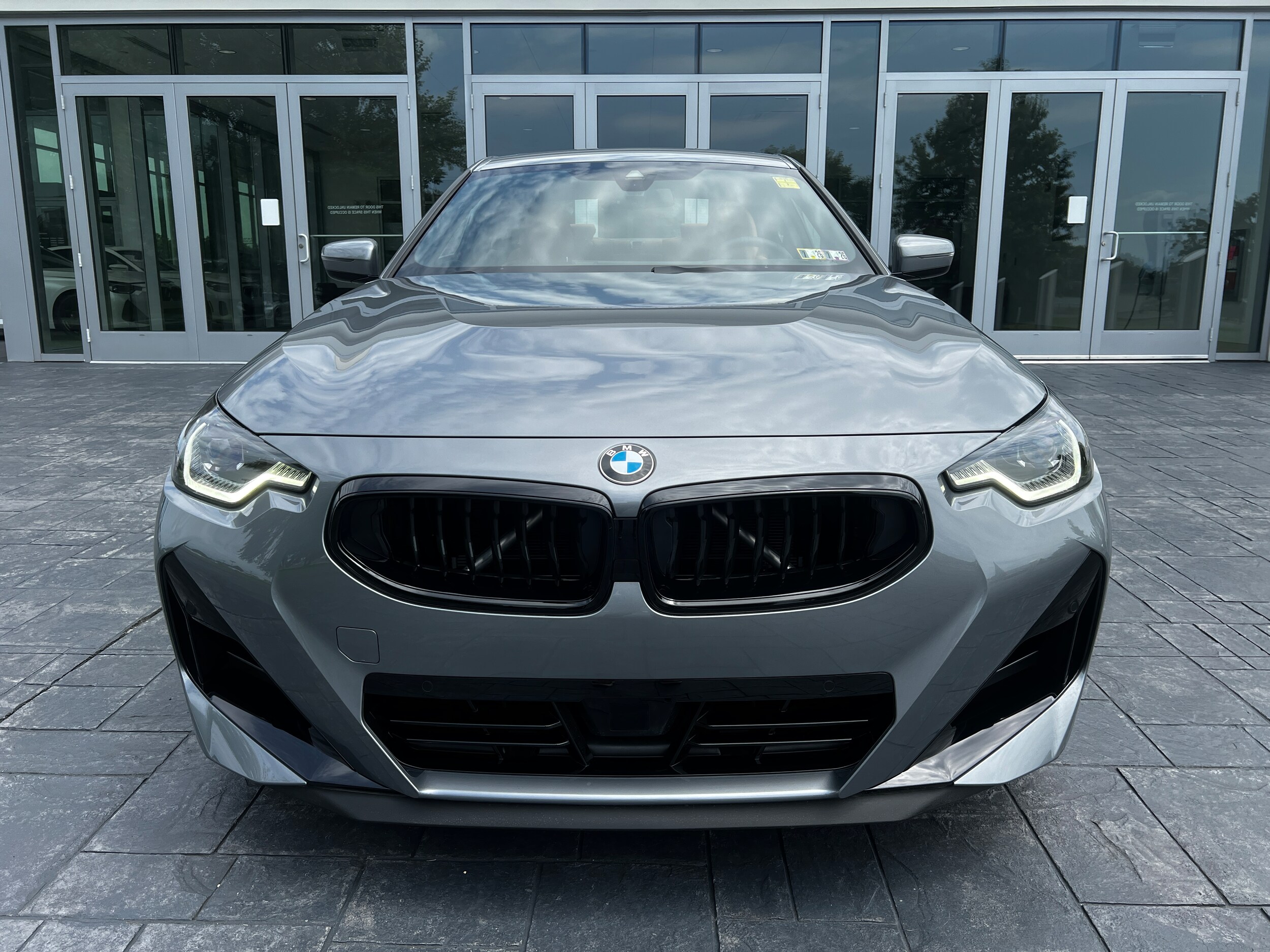 2025 Bmw 230i xDrive Coupe photo 2