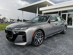 2025 BMW 740i xDrive Sedan