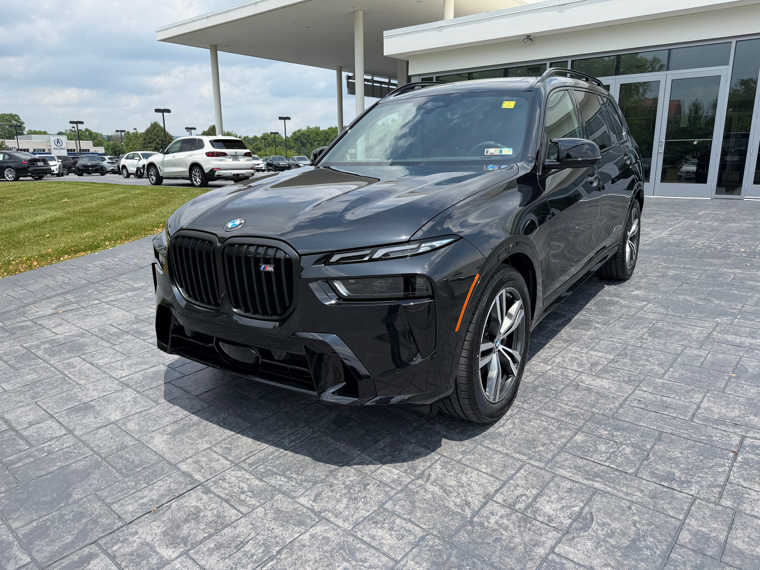 2027 BMW X7