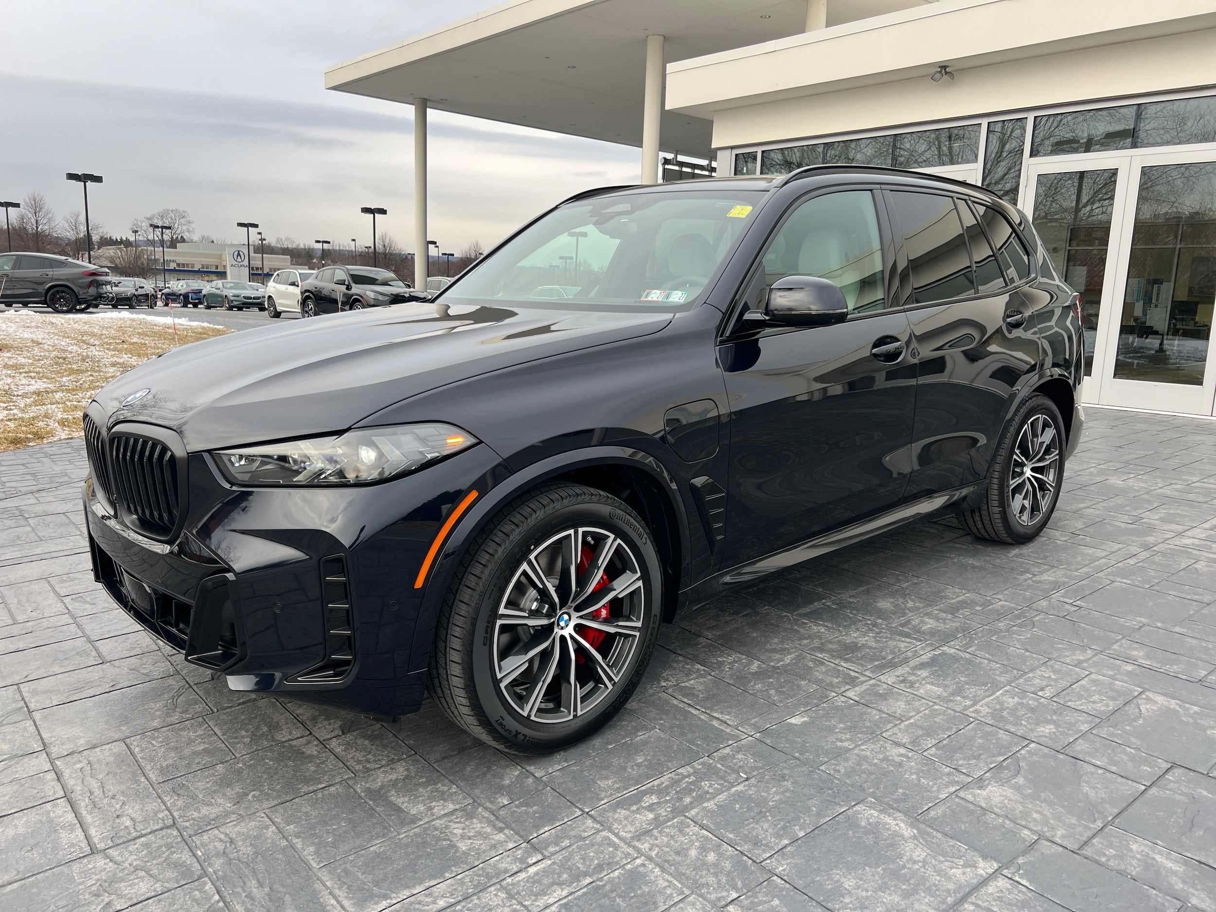 2026 BMW X5 xDrive50e's photo