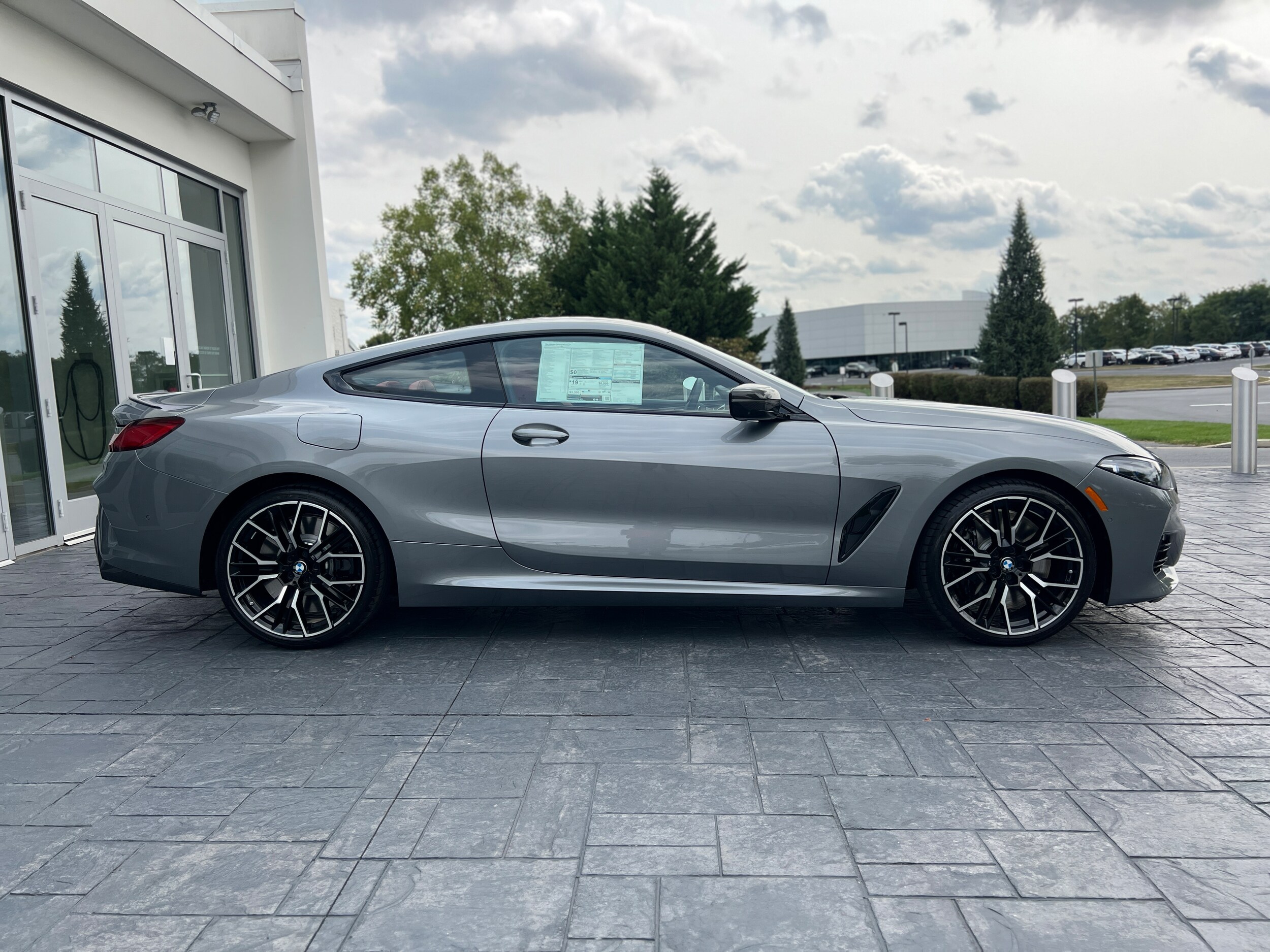 2026 Bmw M850i xDrive photo 3