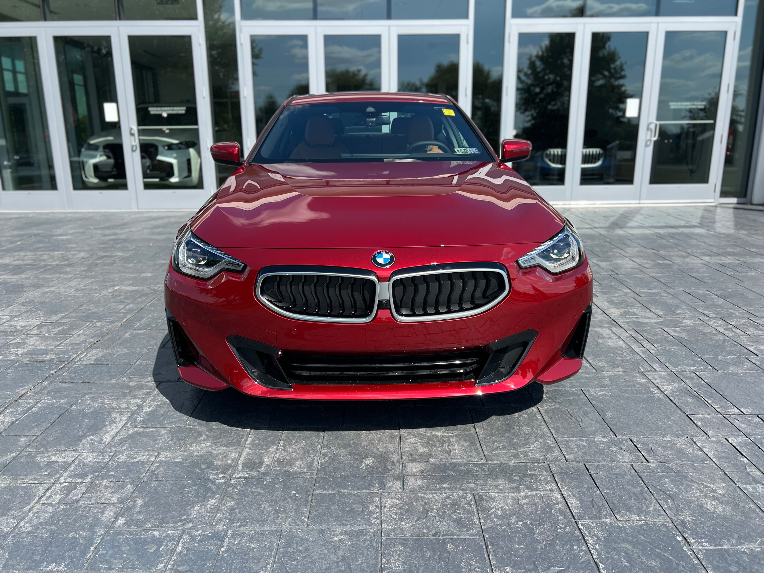 2025 Bmw 230i xDrive photo 2