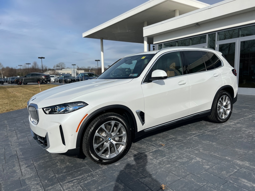 New 2026 BMW X5 xDrive40i SUV