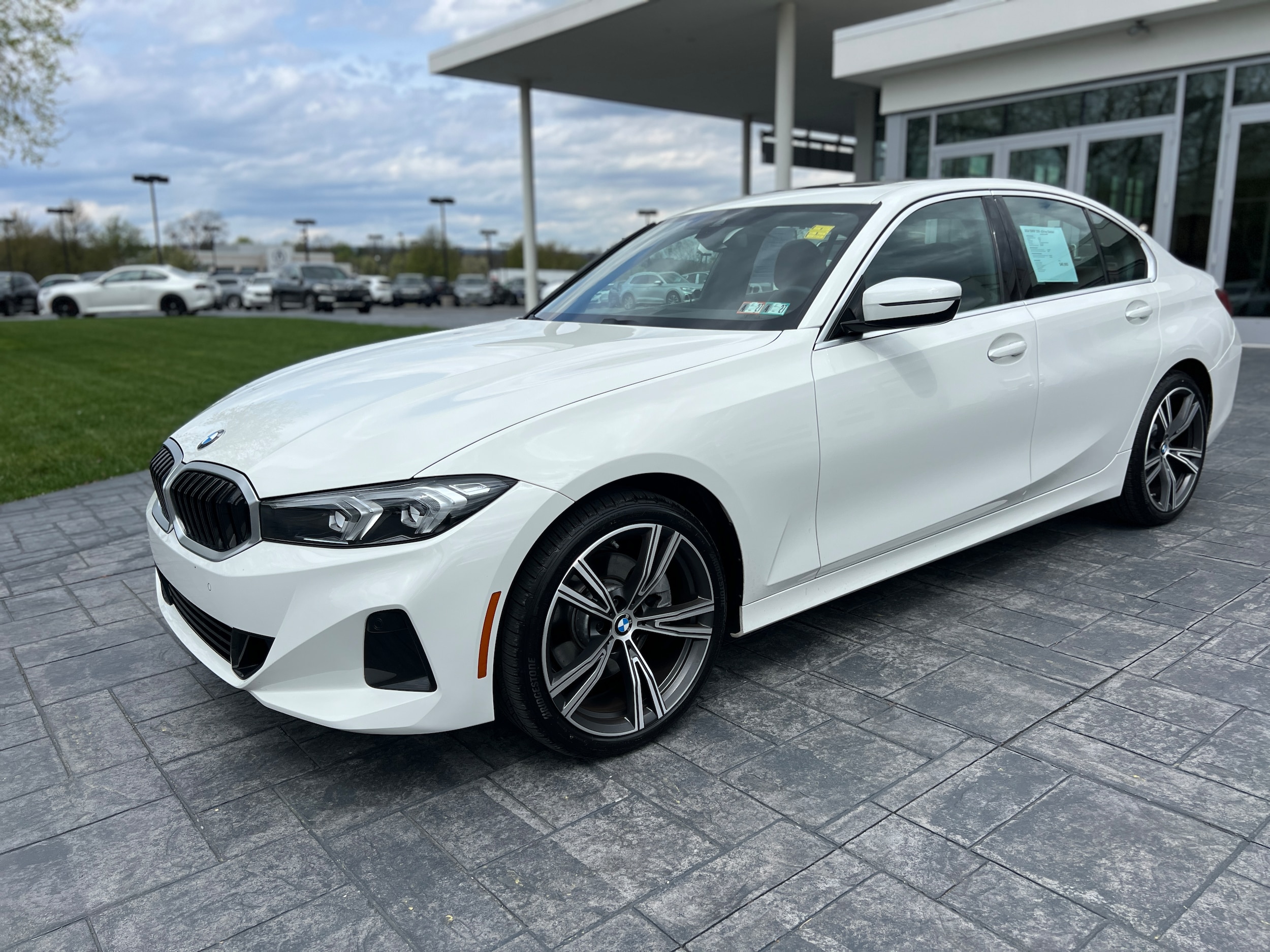 2024 BMW 330i xDrive Sedan