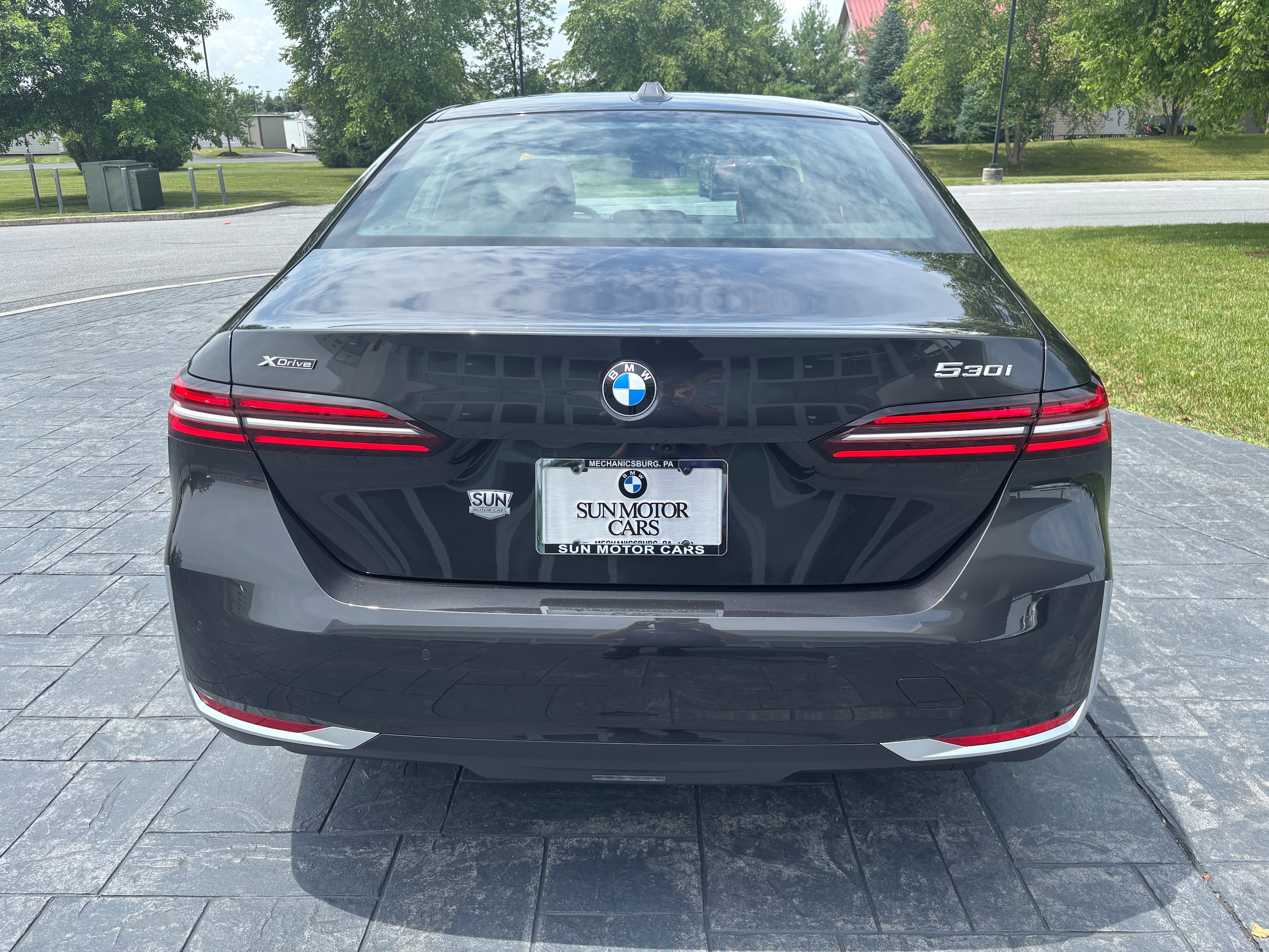 2026 BMW 5 Series 530i - Photo 6