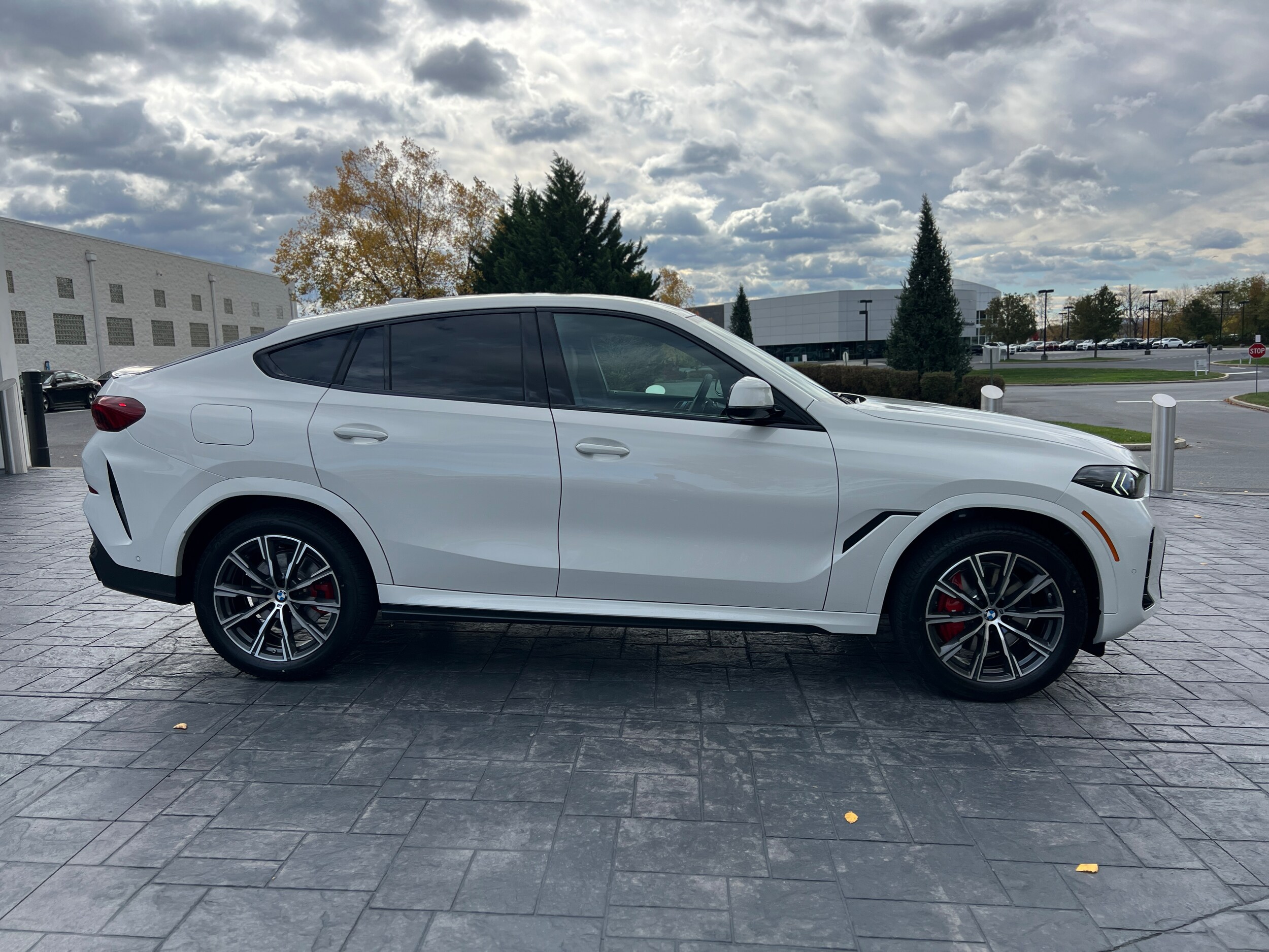 2026 Bmw X6 xDrive40i photo 3