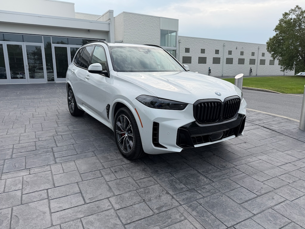New 2026 BMW X5 PHEV xDrive50e SUV