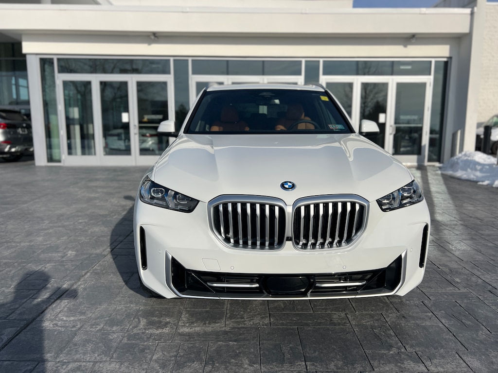 New 2026 BMW X5 PHEV xDrive50e SUV