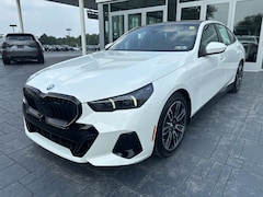 2026 BMW 550e xDrive Sedan