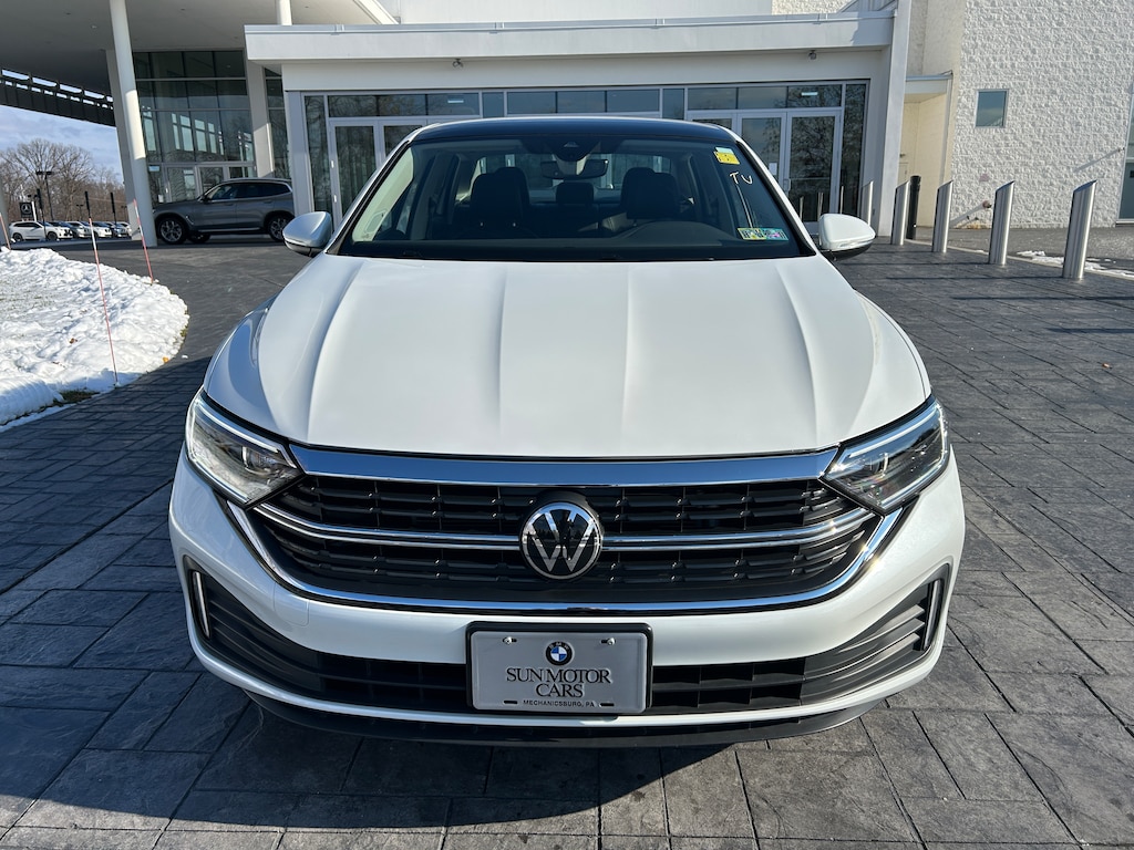 Used 2023 Volkswagen Jetta 1.5T SEL Sedan