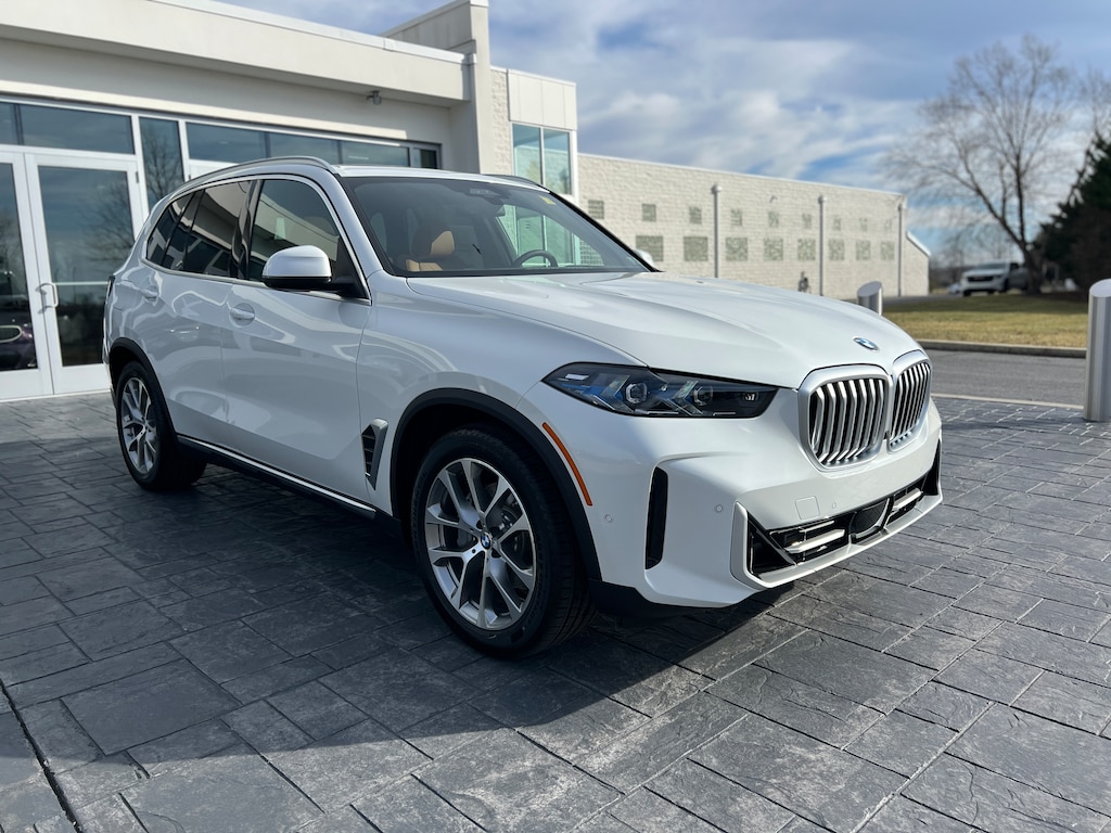 New 2026 BMW X5 xDrive40i SUV