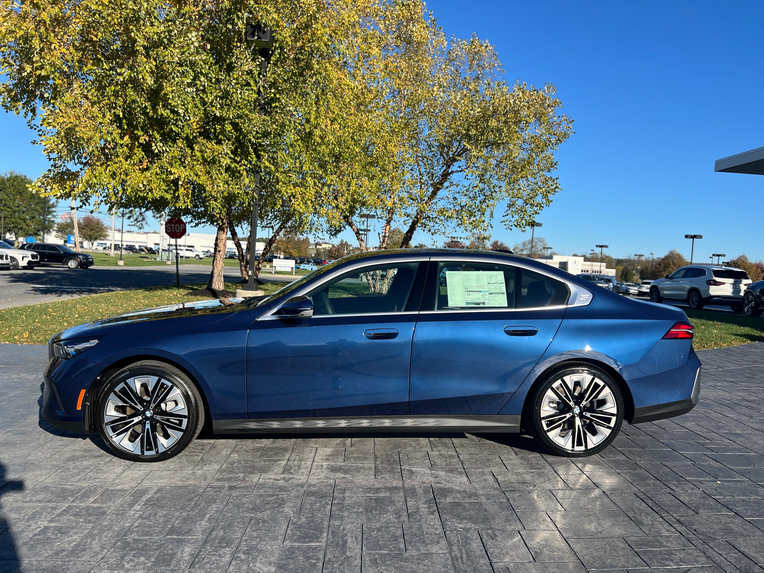2026 BMW 5 Series 530i - Photo 8