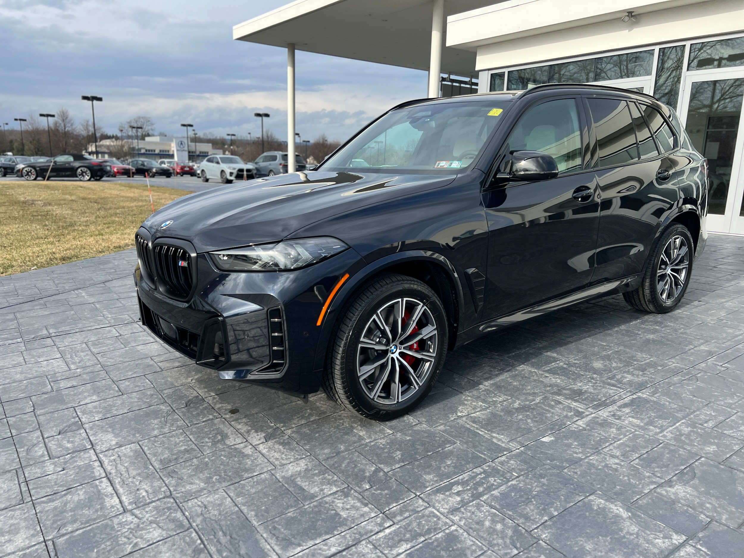 2026 BMW X5 M60i's photo