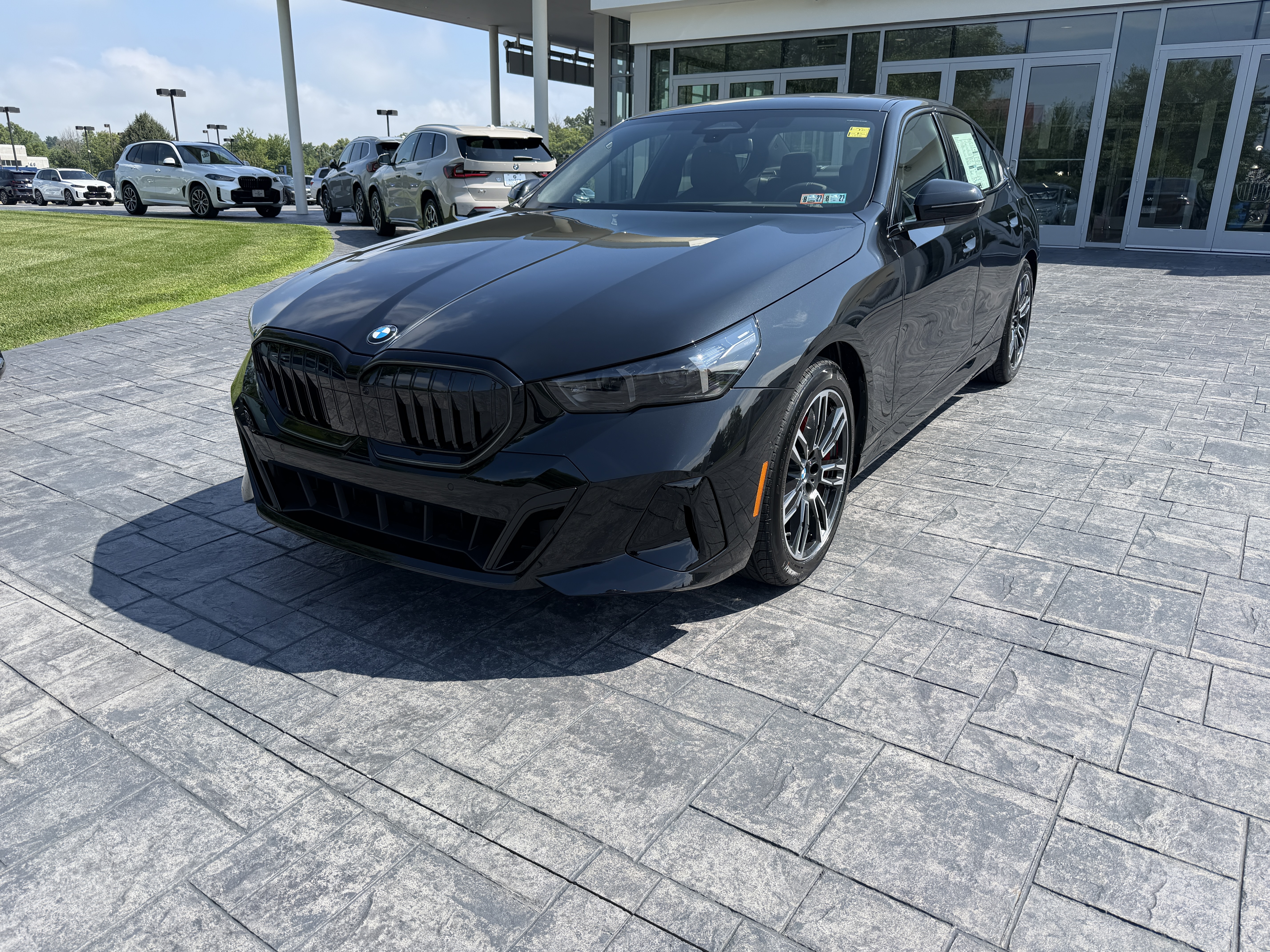 2027 BMW 530i xDrive Sedan
