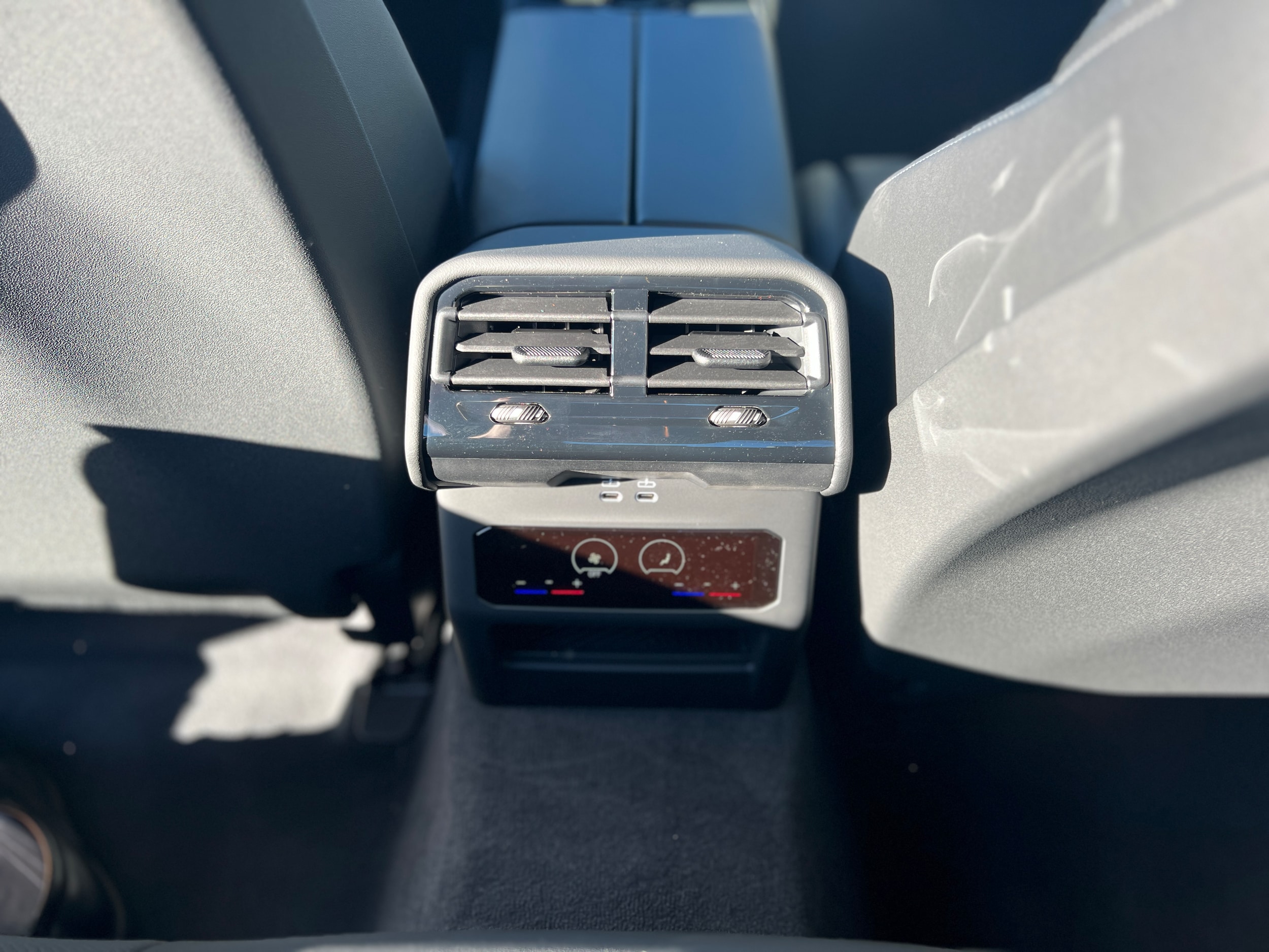 2026 BMW 5 Series 530i - Photo 13