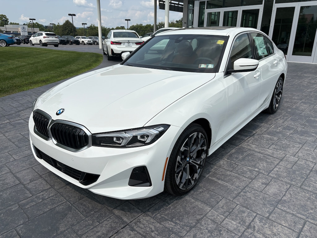 New 2026 BMW 330i xDrive Sedan