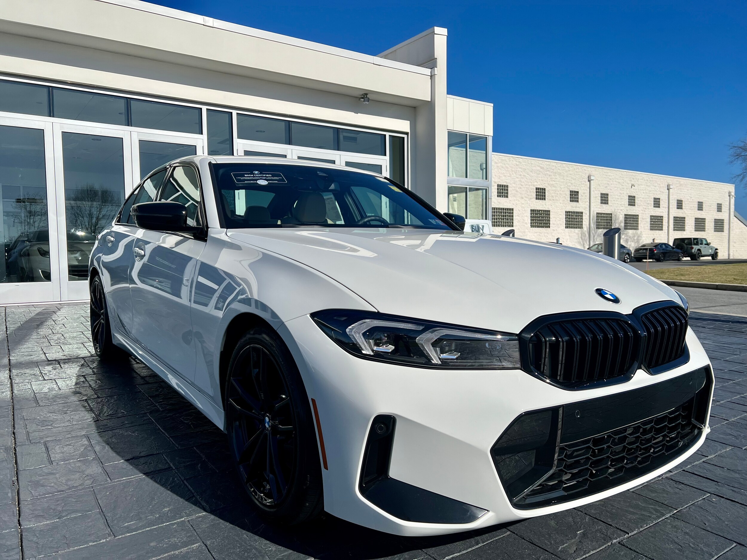 2023 Bmw 330i xDrive Sedan photo 3