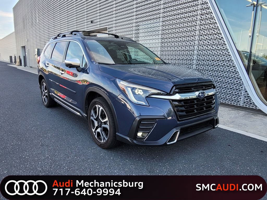 2023 Subaru Ascent Touring's photo