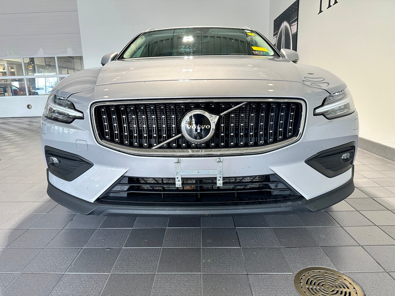 YV4L12WK5S2149944