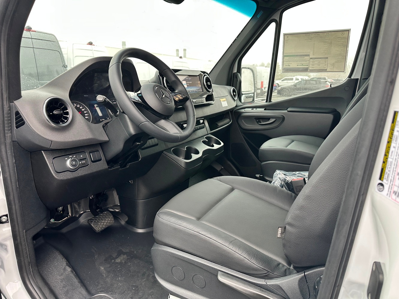 2026 Mercedes-Benz Sprinter Cargo Van Base - Photo 9