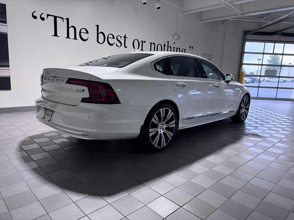 Used 2022 Volvo S90 B6 AWD Inscription Sedan