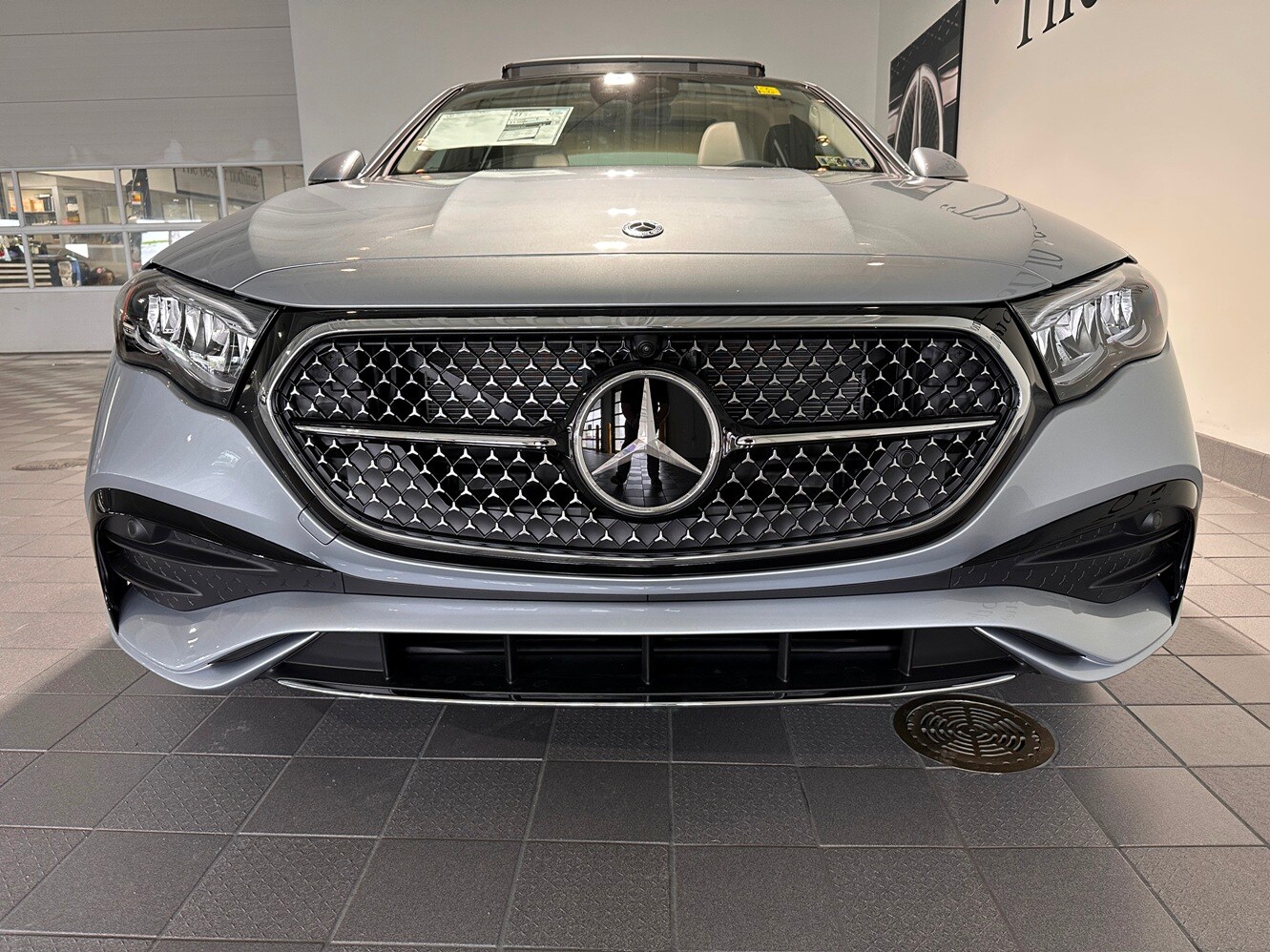 2026 Mercedes Benz E 350 4MATIC photo 2