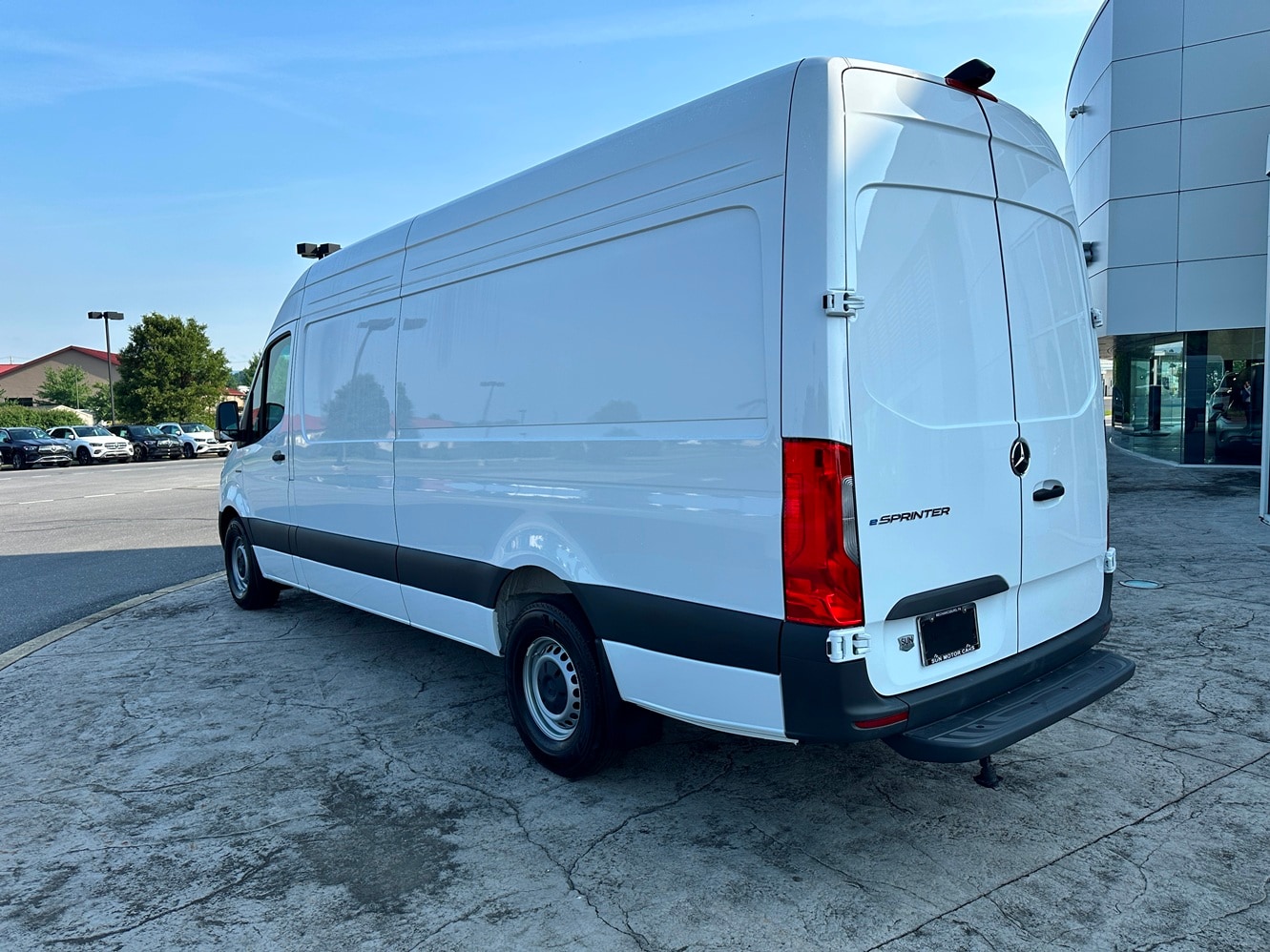 View vehicle photo 6