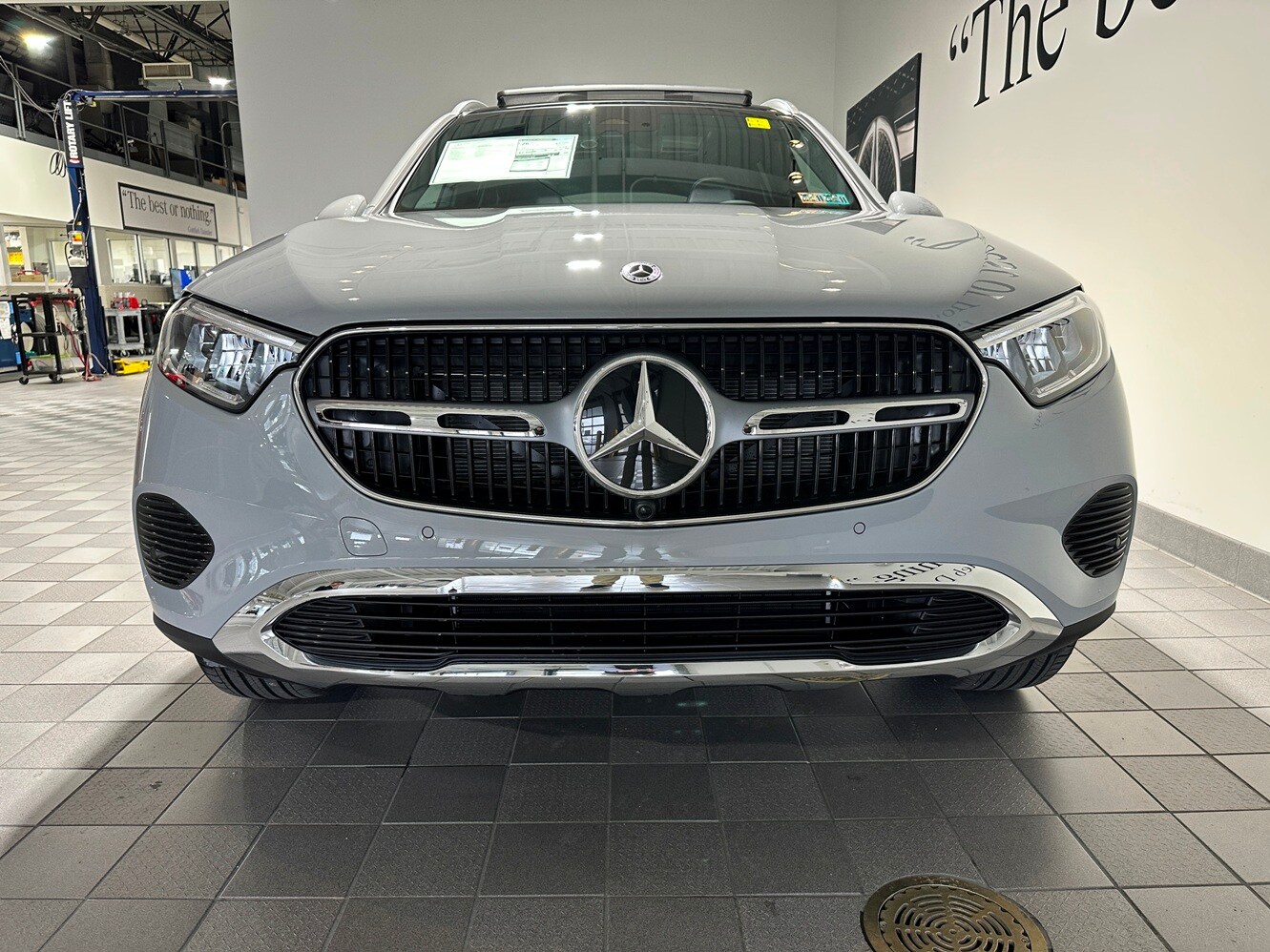 2026 Mercedes Benz GLC 300 AMG photo 2