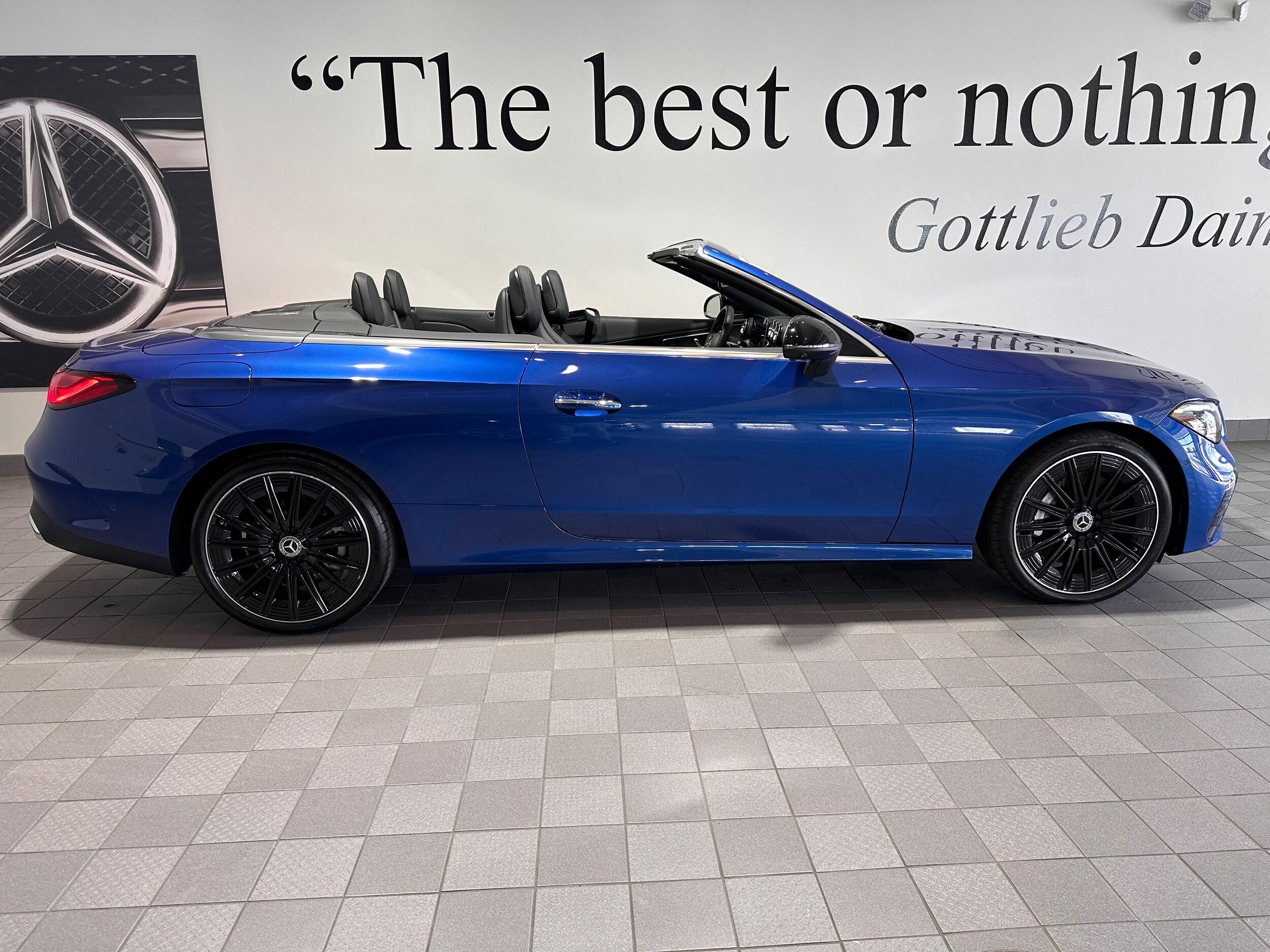 2024 Mercedes Benz CLE 450 4MATIC Cabriolet photo 3