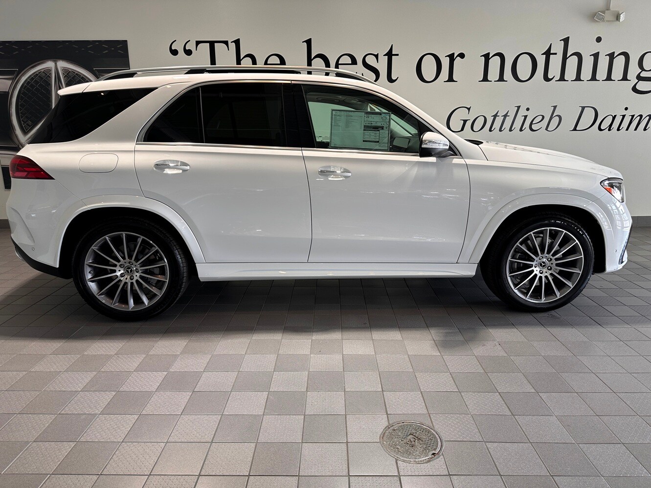 2026 Mercedes Benz GLE 350 AMG photo 3