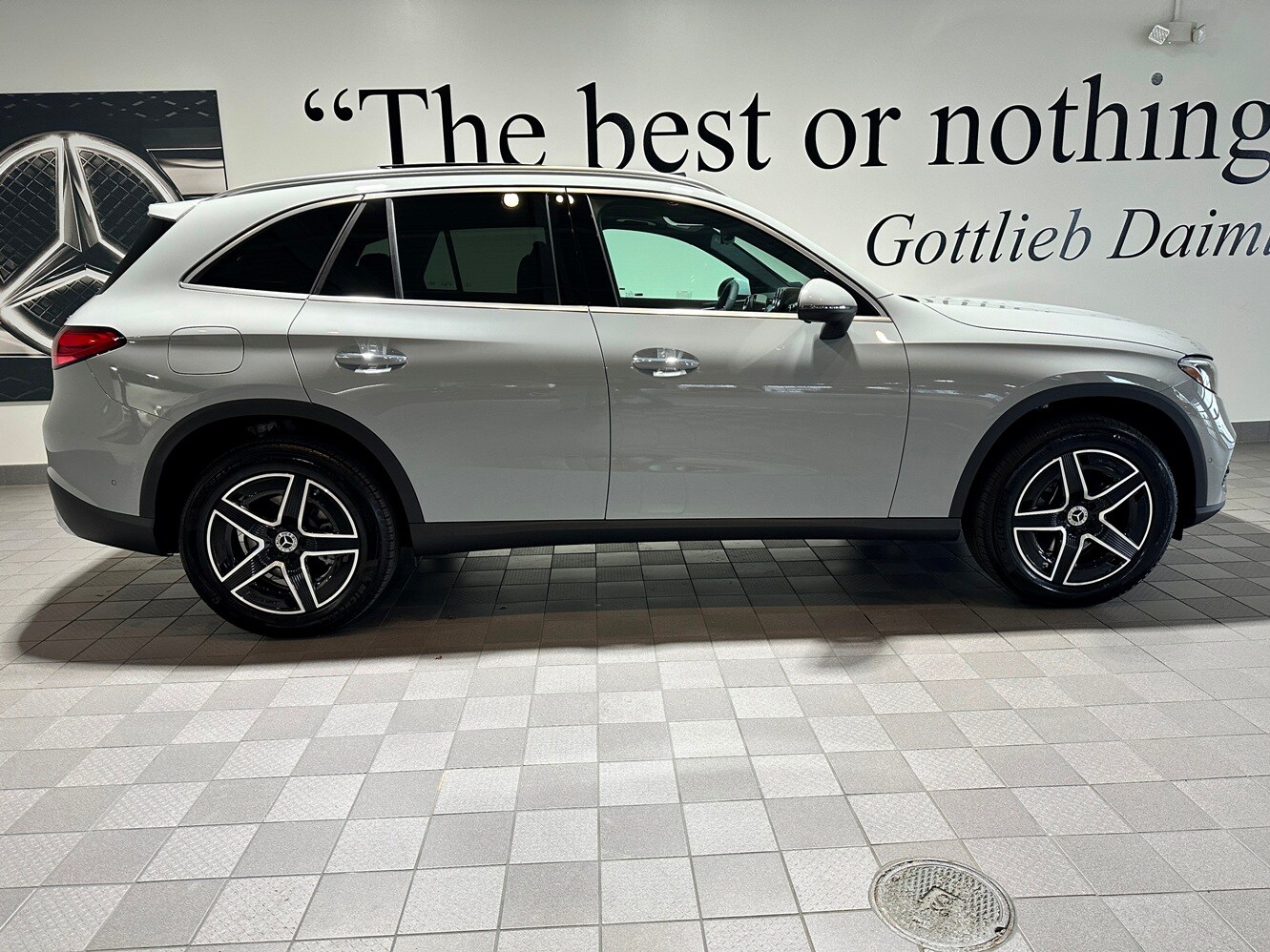 2026 Mercedes Benz GLC 300 AMG photo 3