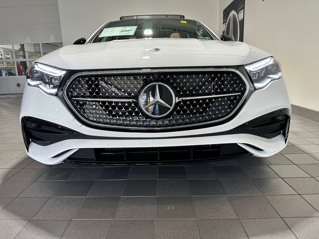 2026 Mercedes Benz E 450 4MATIC photo 2