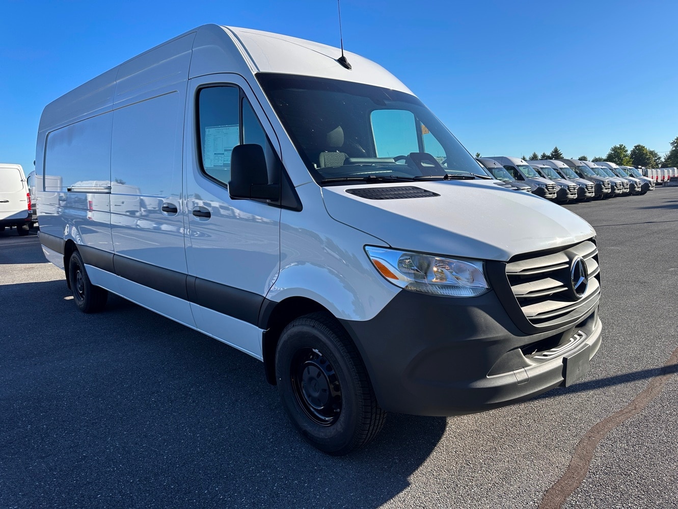 2025 Mercedes-Benz Sprinter Cargo Van Base's photo