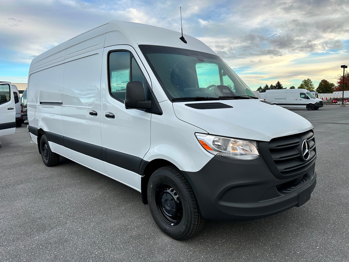 2026 Mercedes-Benz Sprinter Cargo Van Base's photo