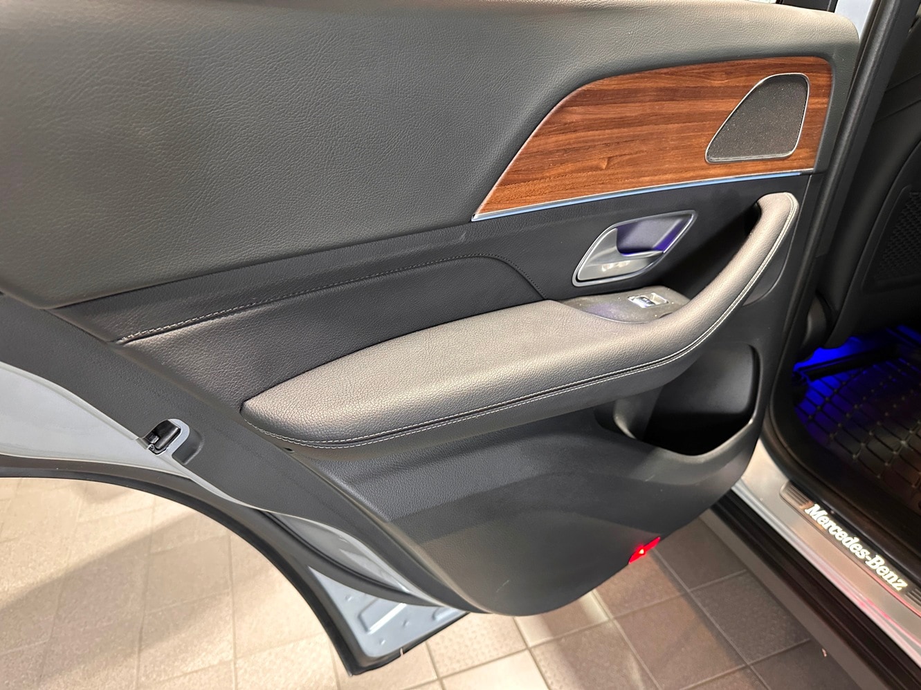 2025 Mercedes-Benz GLE GLE350 - Photo 32