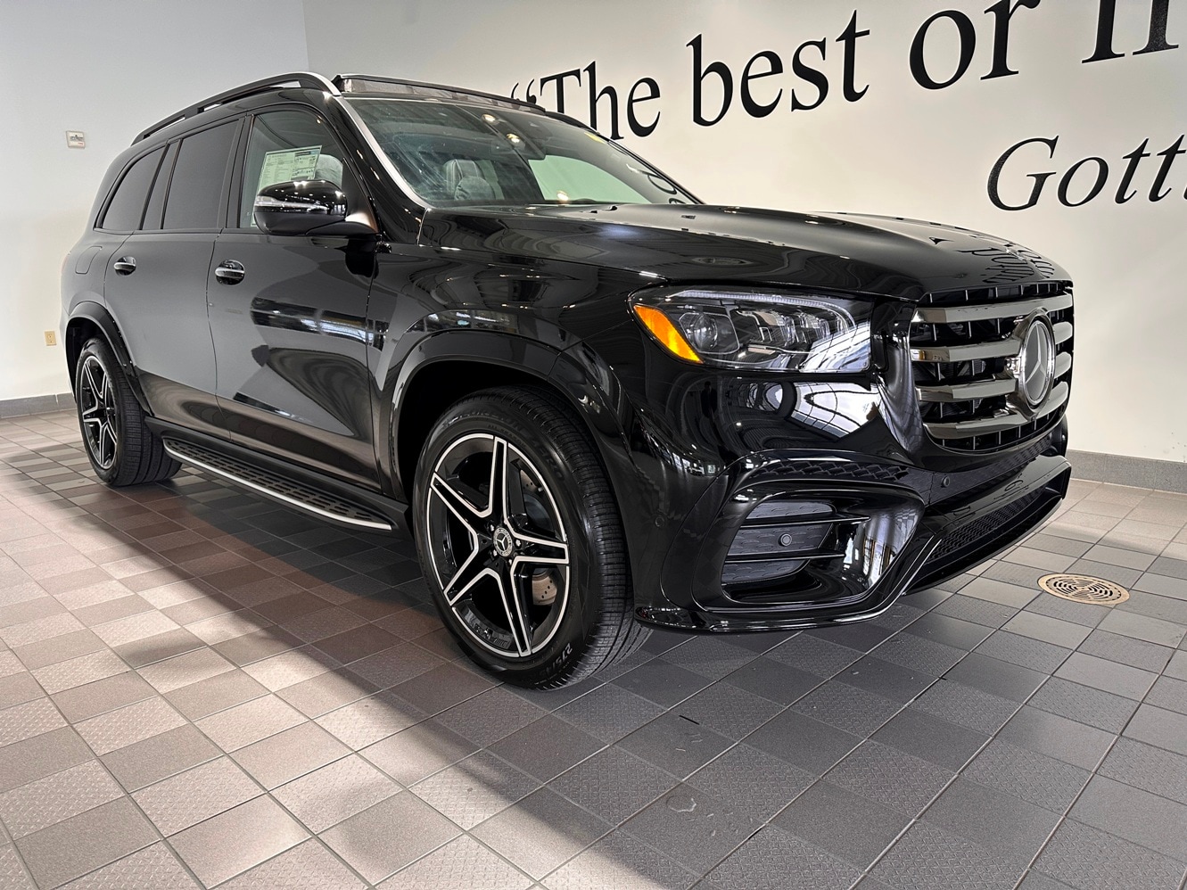 2026 Mercedes-Benz GLS Base's photo