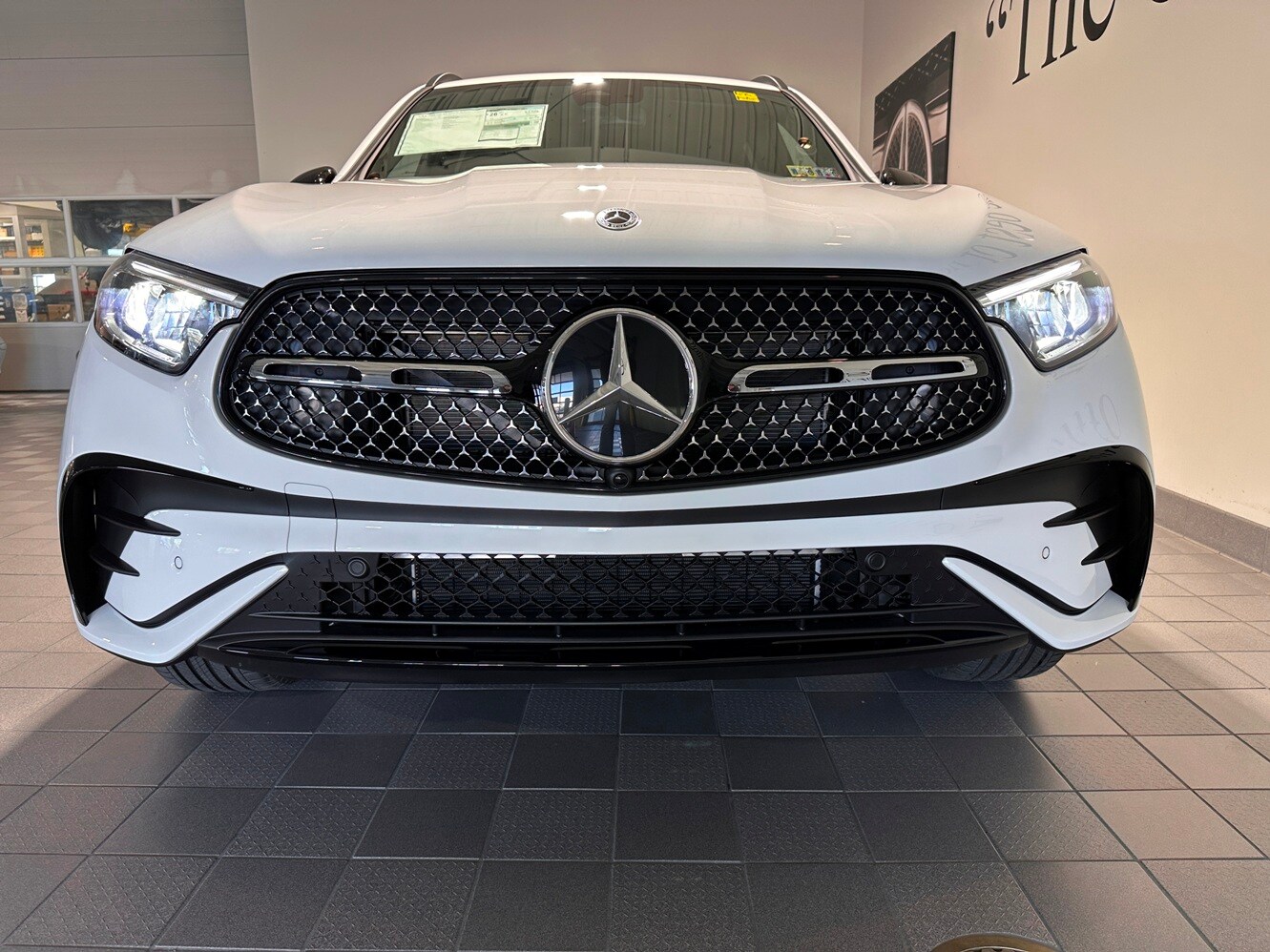 2026 Mercedes Benz GLC 300 AMG photo 2