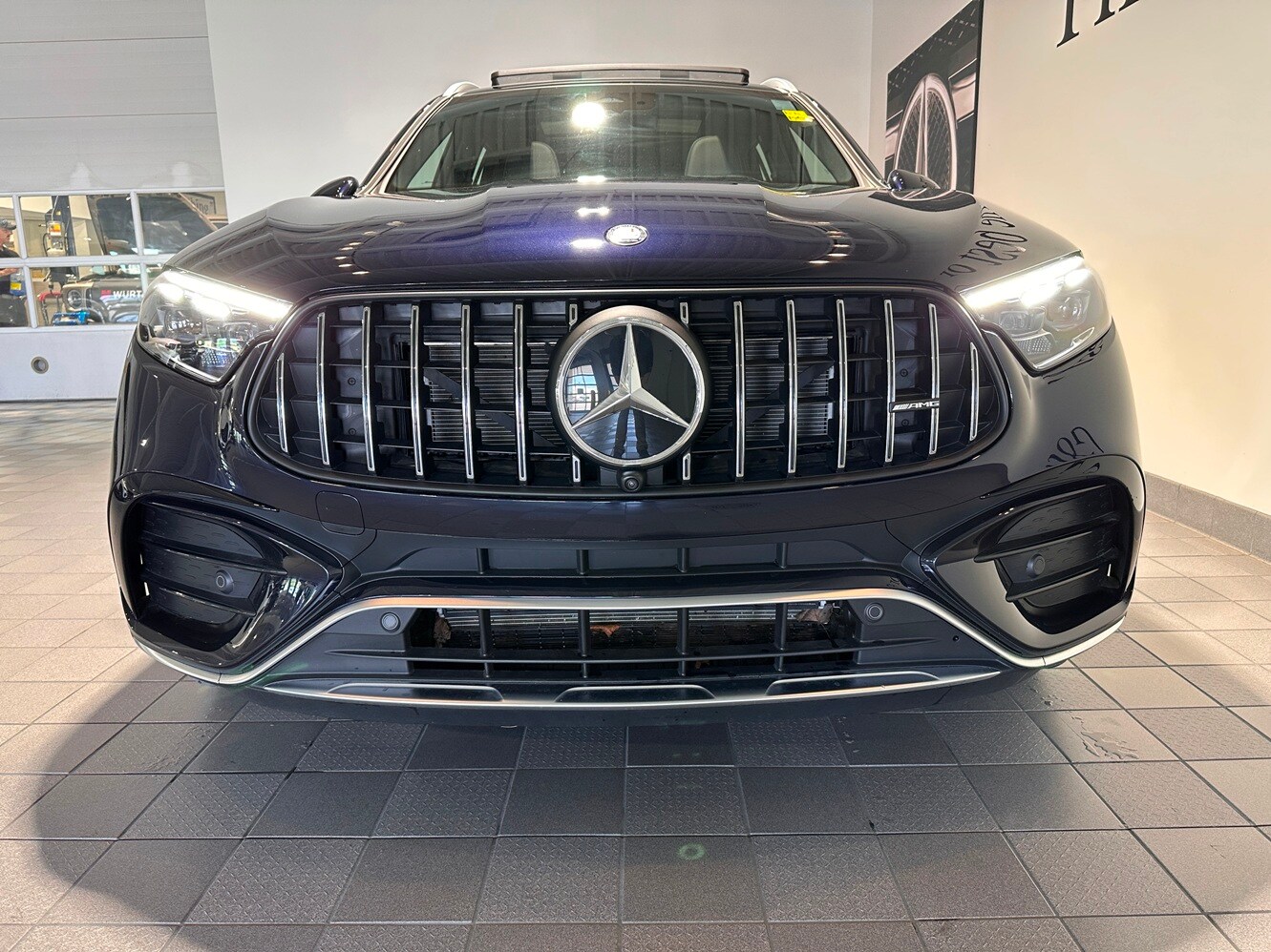 2024 Mercedes Benz GLC AMG 43 4MATIC photo 2