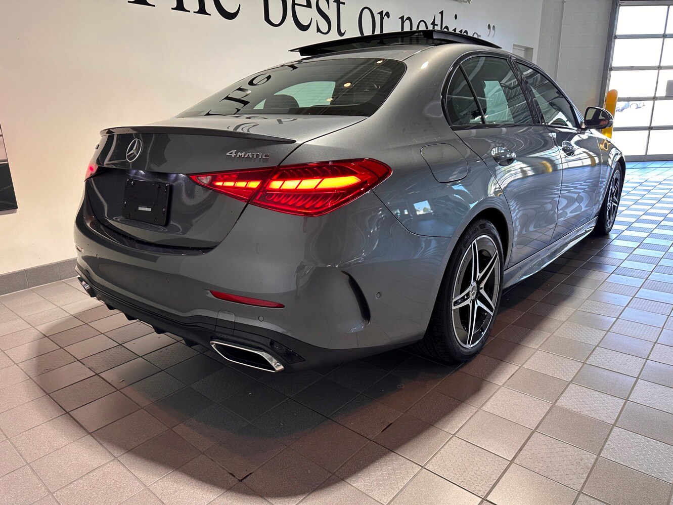 2024 Mercedes Benz C 300 4MATIC AMG photo 4