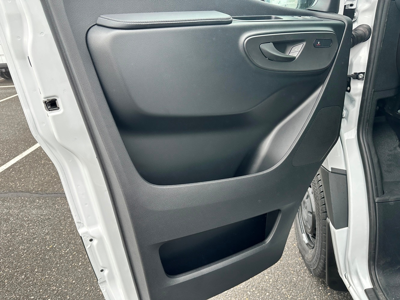 2026 Mercedes-Benz Sprinter Cargo Van Base - Photo 10