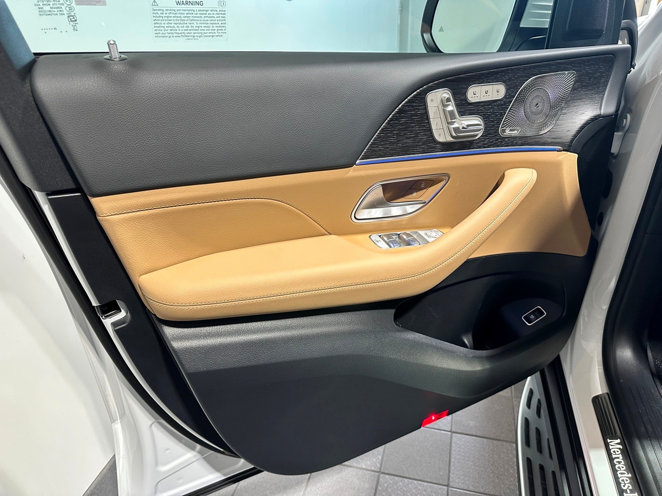 2026 Mercedes-Benz GLS Base - Photo 8