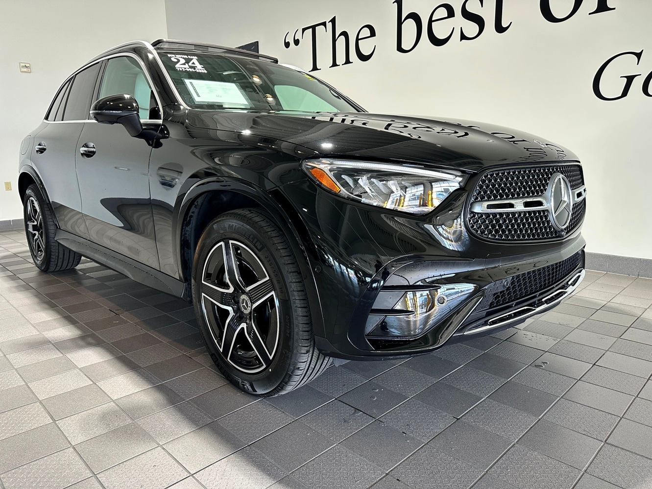 2024 Mercedes-Benz GLC GLC 300's photo