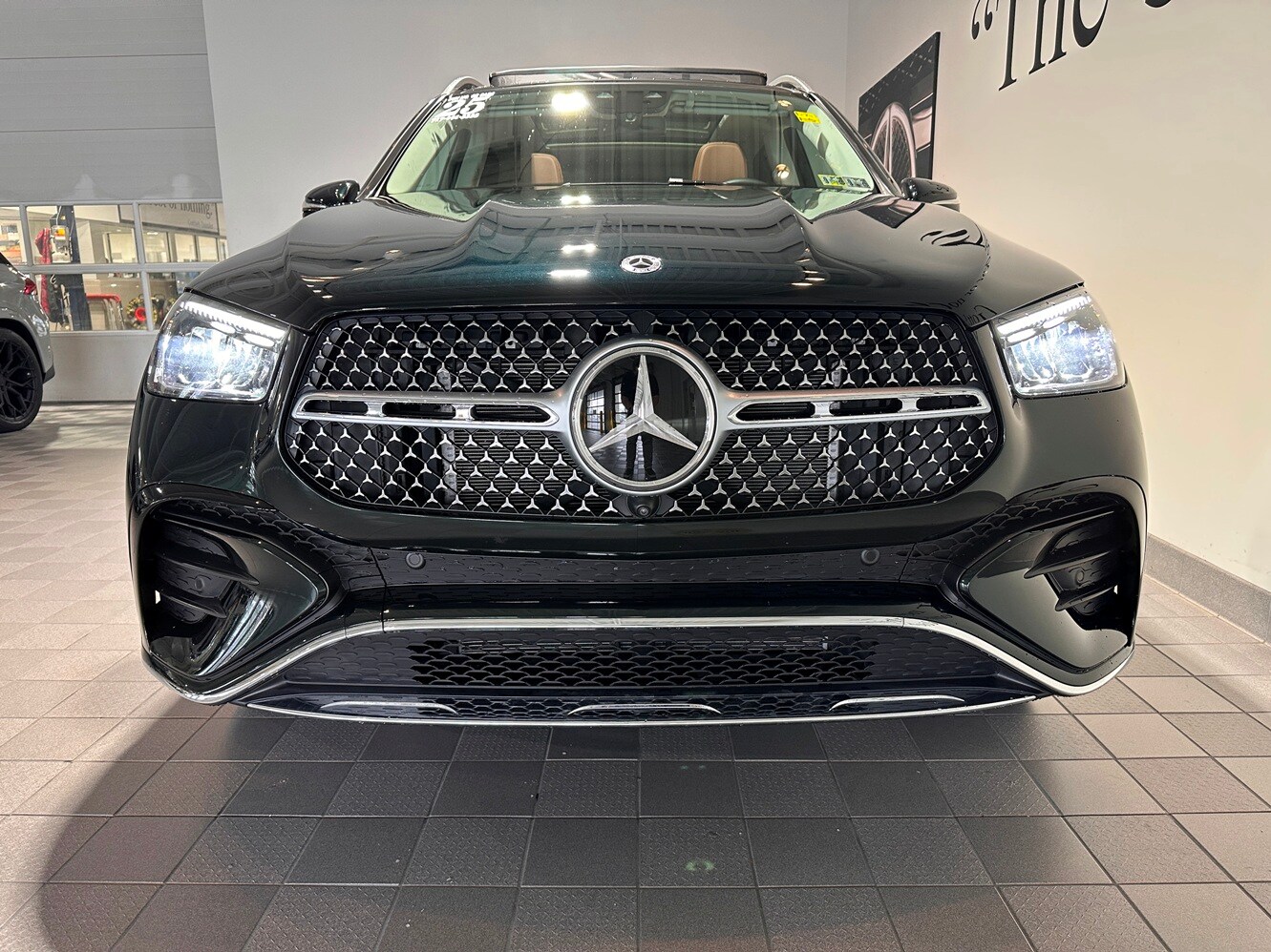2025 Mercedes Benz GLE 350 4MATIC AMG photo 2
