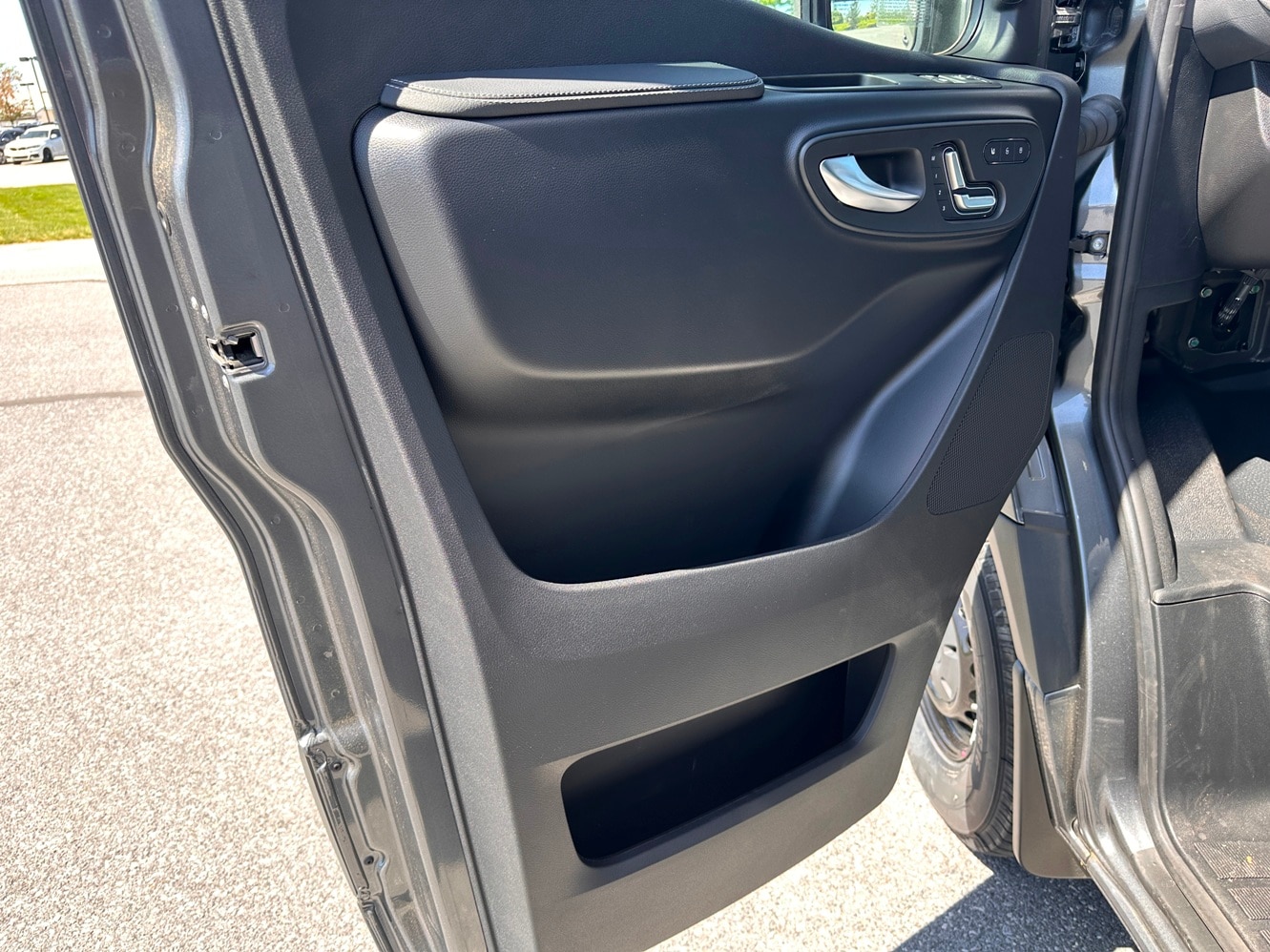 2025 Mercedes-Benz Sprinter Passenger Van Base - Photo 10